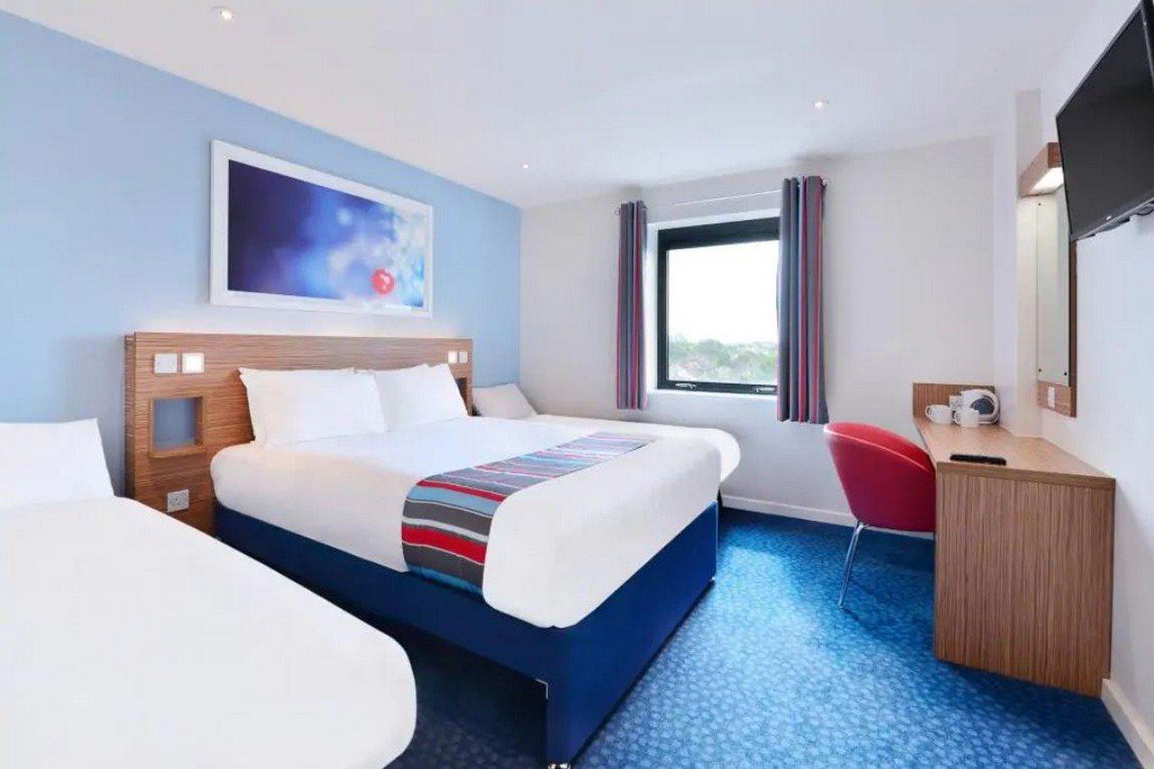 Travelodge London Park Royal 외부 사진