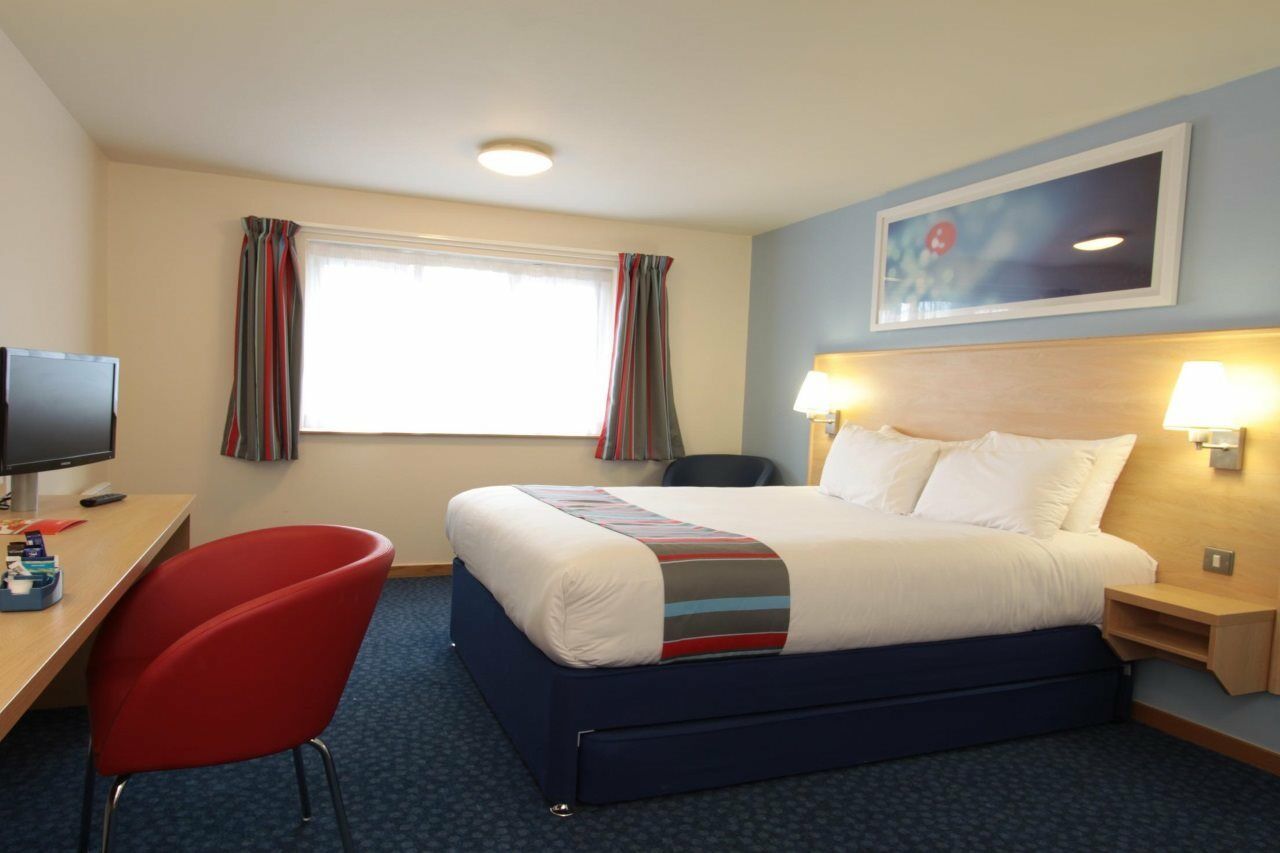 Travelodge London Park Royal 외부 사진